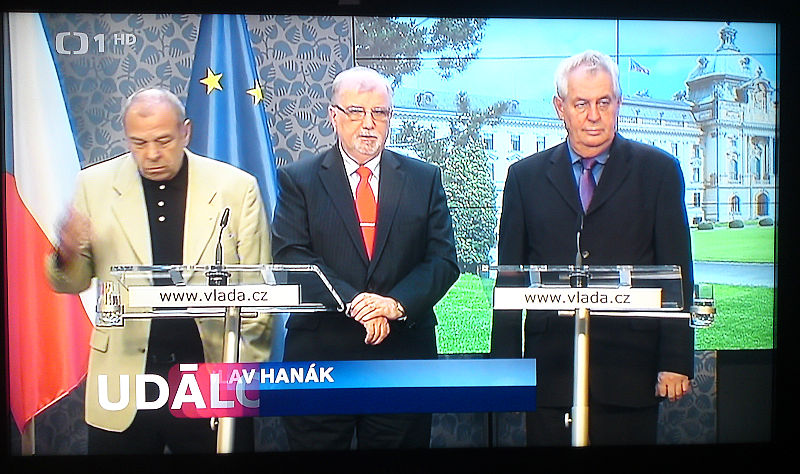 vl�da odborn�k�